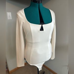 Express Bodysuit sz M in Cream